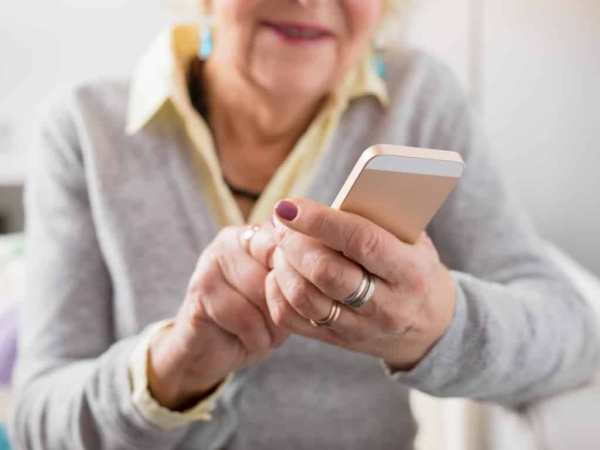 Valle Hermoso: brindarán un curso gratuito de Inteligencia Artificial para adultos mayores