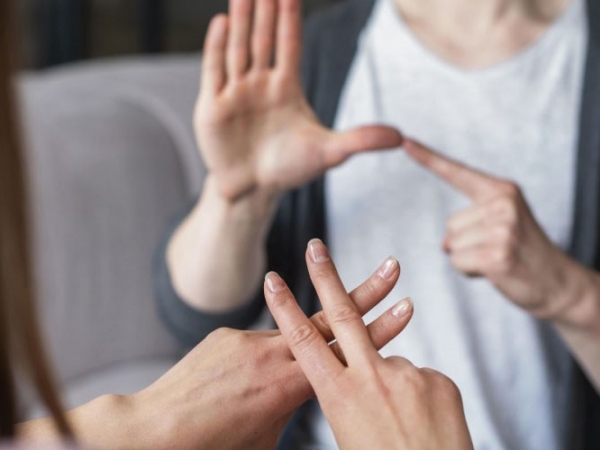 Curso Intensivo de Lengua de Se&ntilde;as en Huerta Grande