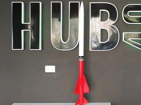 Se hizo el primer lanzamiento de prueba del cohete desarrollado en el Hub 4.0 de Huerta Grande