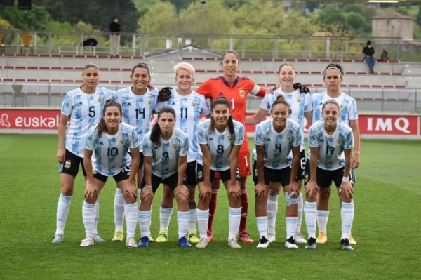 La selecci&oacute;n Argentina llega al Kempes