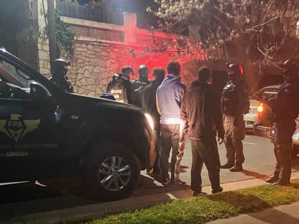 La FPA secuestr&oacute; &eacute;xtasis, coca&iacute;na y tussi en una fiesta electr&oacute;nica en Carlos Paz