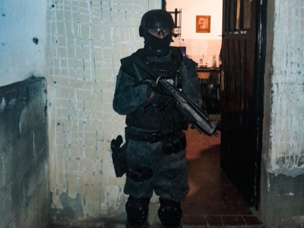 Secuestro de drogas y un detenido en Cosqu&iacute;n