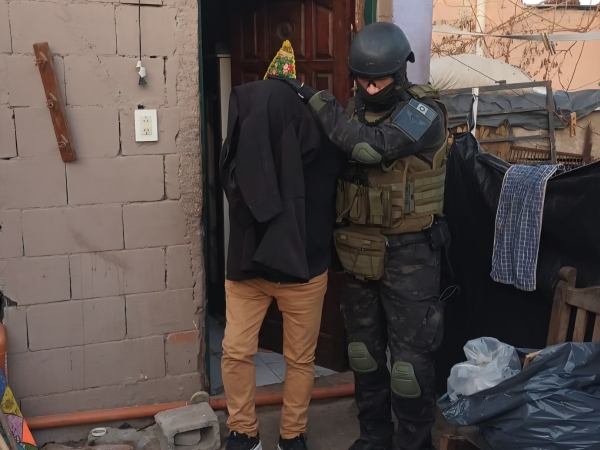 Hermanos detenidos por venta de drogas en Carlos Paz