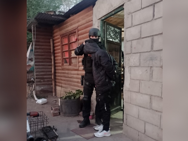 Detuvieron a una pareja por venta de drogas en Santa Mar&iacute;a de Punilla