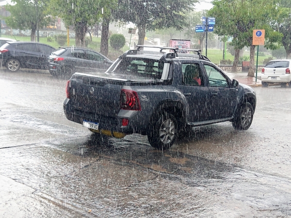 Rige un Alerta por tormentas fuertes en Punilla