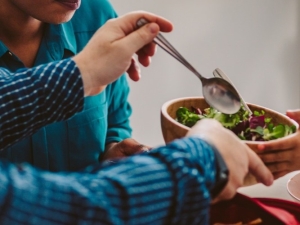 No pagaba la cuota alimentaria de su hija y la Justicia extendi&oacute; la obligaci&oacute;n a su actual esposa