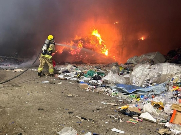 Bomberos de La Falda extinguieron un incendio en la Planta de Transferencia