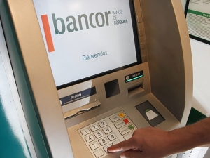 Bancor retirar&aacute; los cajeros autom&aacute;ticos de Valle Hermoso y Huerta Grande: hay reclamo de los intendentes