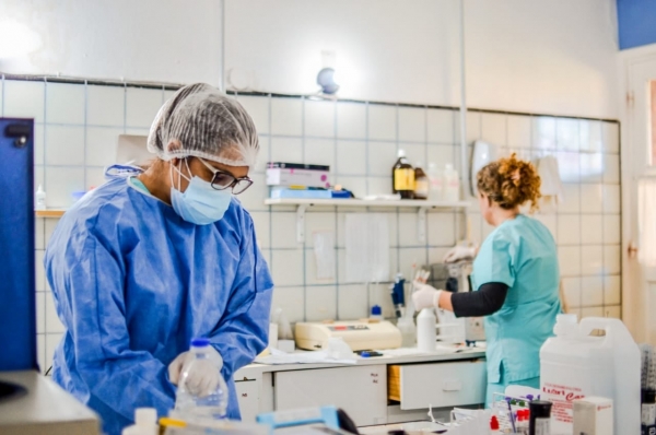 Hospital La Falda: millonaria inversi&oacute;n para equipamientos de Laboratorio