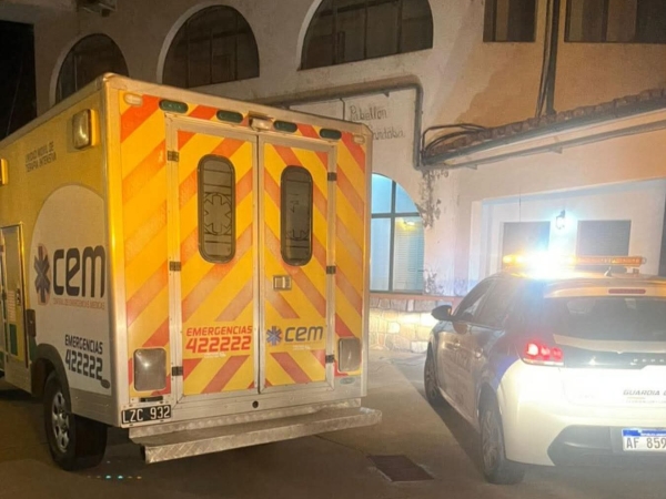Con maniobras de RCP salvaron a una mujer descompensada en un hotel de La Falda