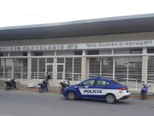 Desbaratan red de estafas y extorsiones que operaba desde la cárcel de Cruz del Eje