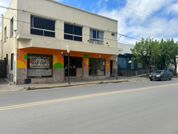 La Falda: robaron en un comercio al lado de la Municipalidad y las v&iacute;ctimas solicitan colaboraci&oacute;n