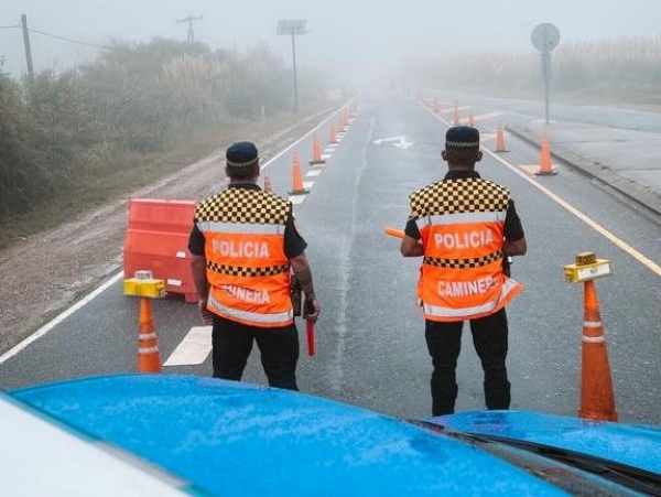 Polic&iacute;a Caminera solicita precauci&oacute;n para circular por la niebla durante las pr&oacute;ximas horas