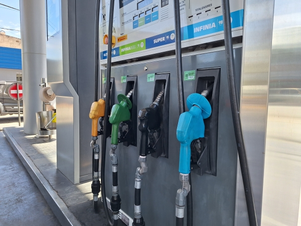 Desde este domingo YPF aplicar&aacute; un nuevo aumento en los combustibles