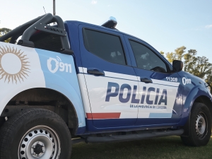 Tras un choque en Carlos Paz, un conductor agredi&oacute; a golpes a una mujer