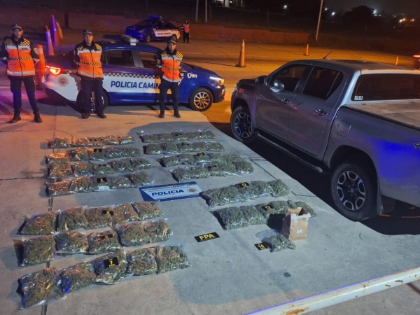 Villa Giardino: Polic&iacute;a Caminera secuestr&oacute; m&aacute;s de 33 kilogramos de marihuana