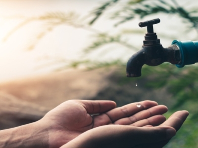 Por rotura de un ca&ntilde;o, est&aacute; resentido el servicio de agua en La Falda