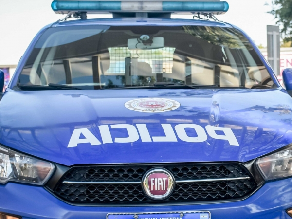 Detuvieron a una pareja por intentar robar mercader&iacute;a en un supermercado de Valle Hermoso
