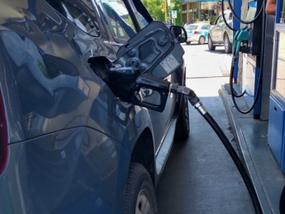 Nuevo aumento de los combustibles: el litro de Súper arriba de los 1000 pesos
