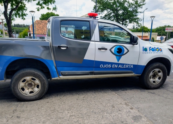 La Falda: motociclista intent&oacute; evadir un control y atropell&oacute; a un inspector