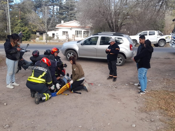 Motociclista herida tras un accidente en Valle Hermoso