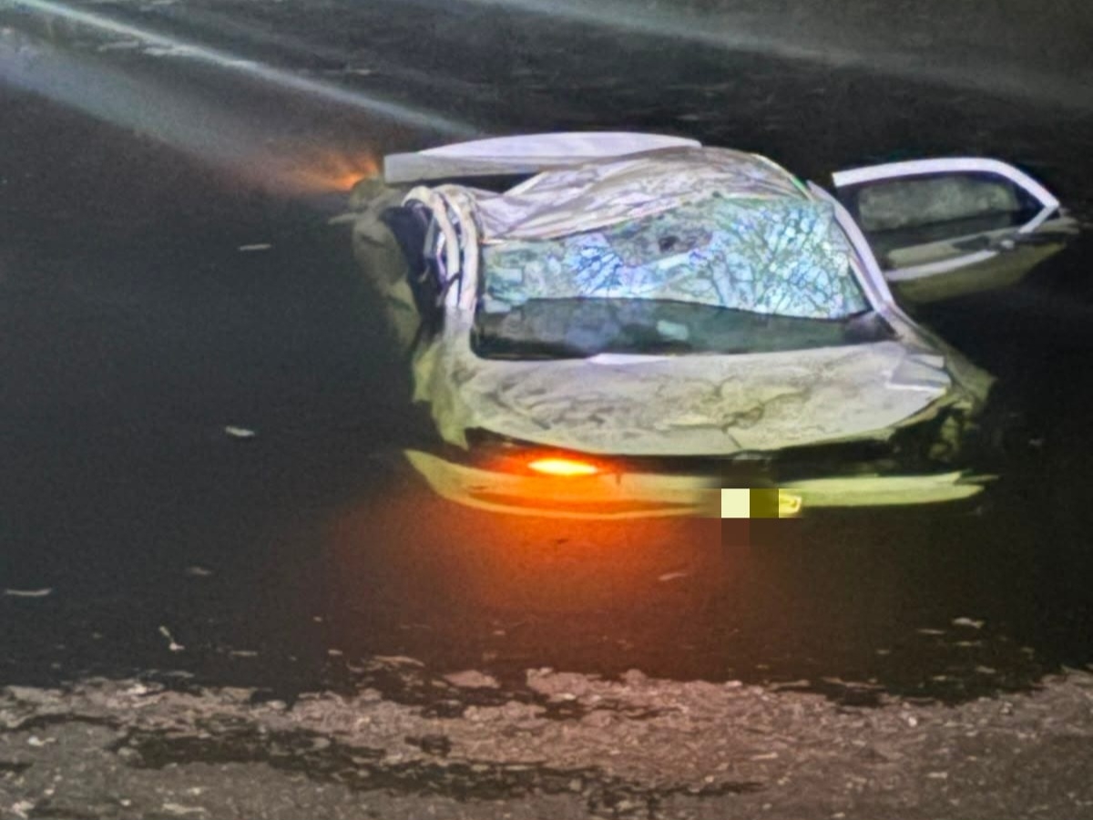 IUn automóvil cayó al cauce del río en Cosquín: tres adolescentes resultaron heridos