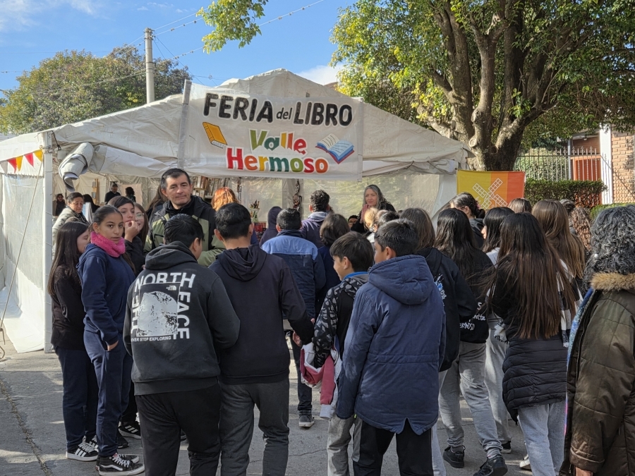 ITodo listo para la Apertura de la Feria del Libro de Valle Hermoso