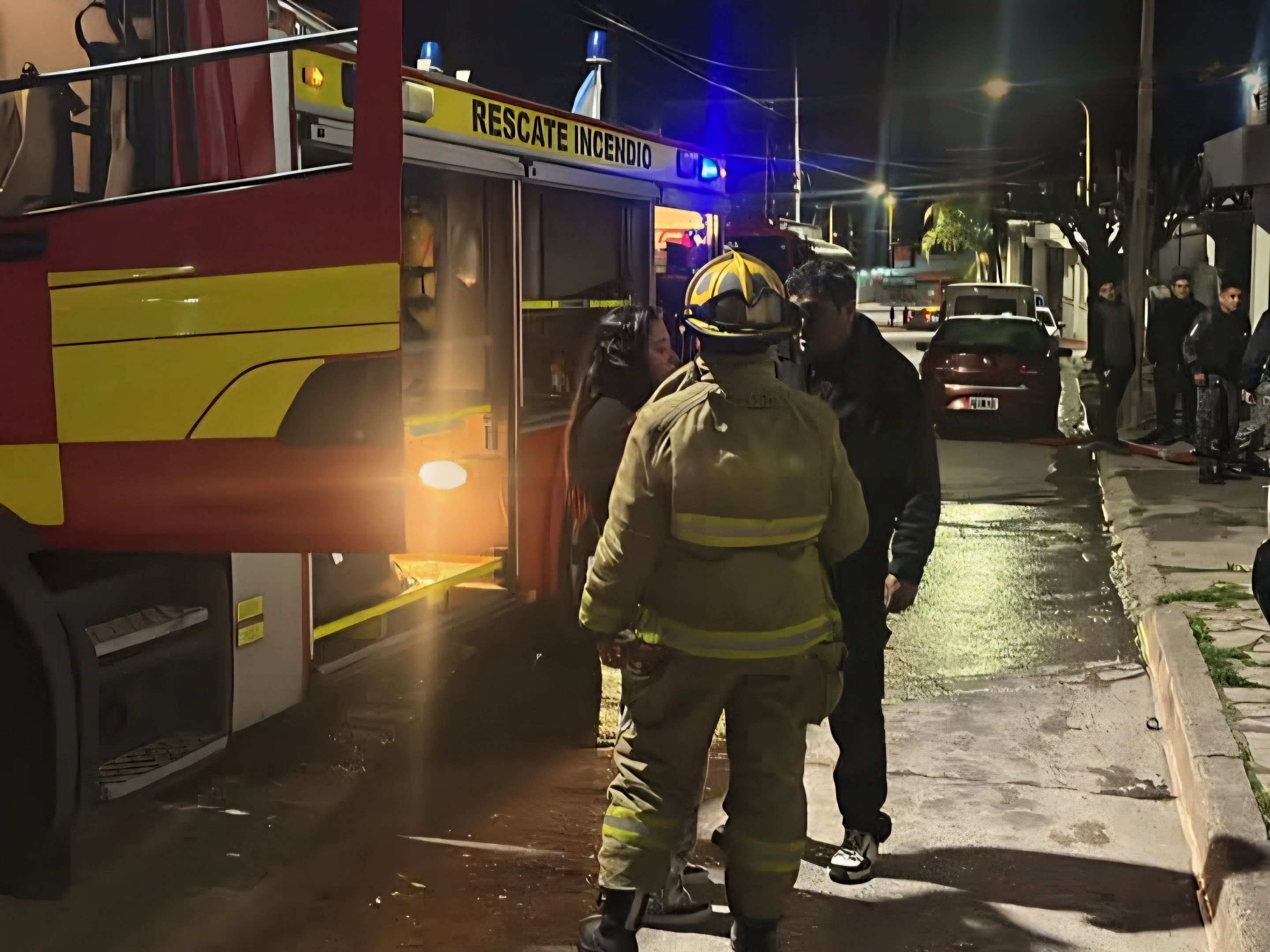 IIncendio en una vivienda de Huerta Grande: una habitación se quemó por completo