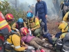 Bomberos cordobeses rescataron a dos personas en medio del combate del fuego en Chubut