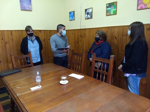 Valle Hermoso: entregaron un subsidio al Instituto Especial Madre Argentina