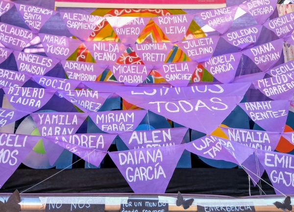 Nada que festejar: La Falda march&oacute; en el D&iacute;a Internacional de la Mujer