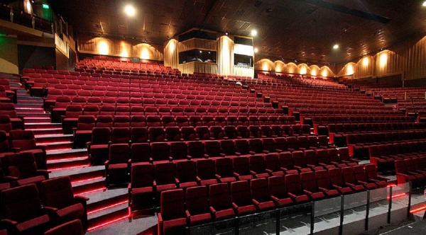 COVID-19: desde el viernes habilitan las salas de teatro en C&oacute;rdoba