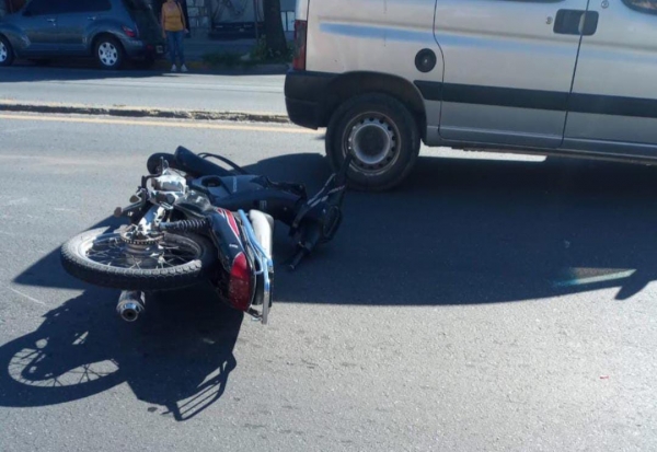La Falda: joven motociclista herida en un accidente