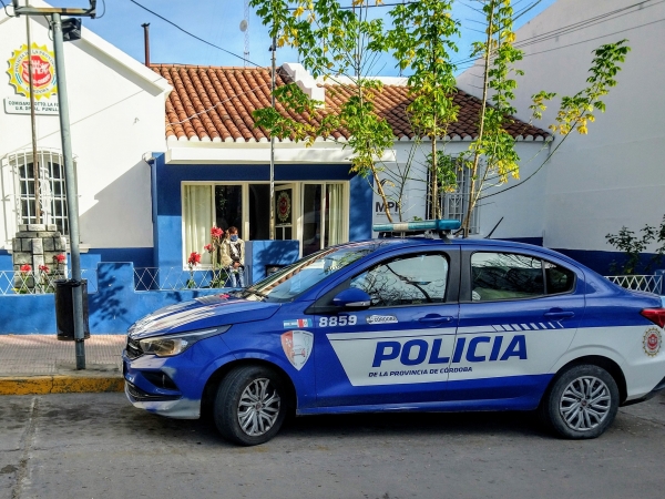 La Falda: quiso robar en una tienda en pleno centro acompa&ntilde;ada de una menor