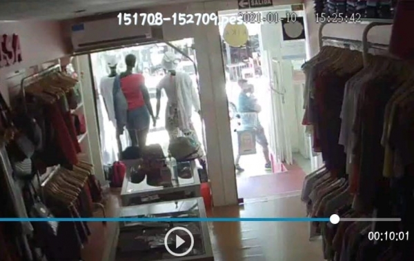 La Falda: robaron un local a la siesta y en pleno centro