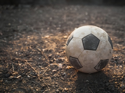 Tragedia en el fútbol de Punilla: un jugador falleció en un partido de veteranos