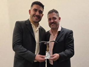 Orgullo: el grupo El Embrujo Folk de Valle Hermoso recibió un premio nacional