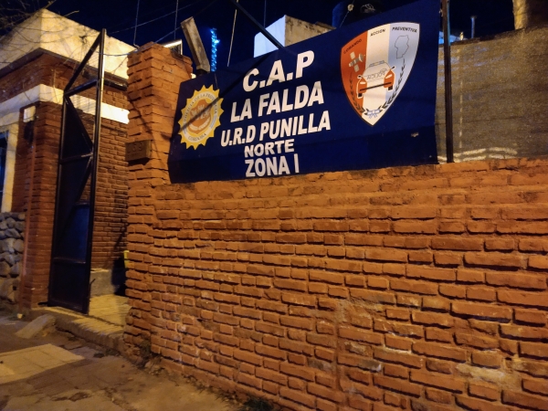 Una oficial de polic&iacute;a de La Falda le salv&oacute; la vida a una persona que se broncoaspir&oacute;