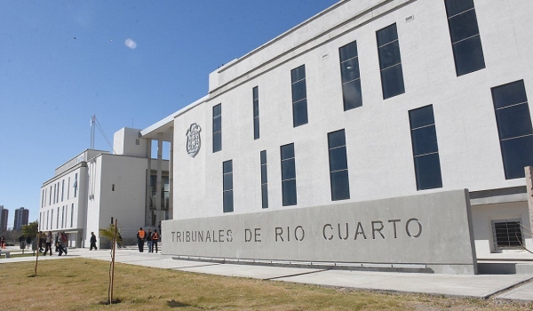 Condenaron 14 a&ntilde;os y 10 meses de prisi&oacute;n al hombre de Huerta Grande que abusaba de su hija
