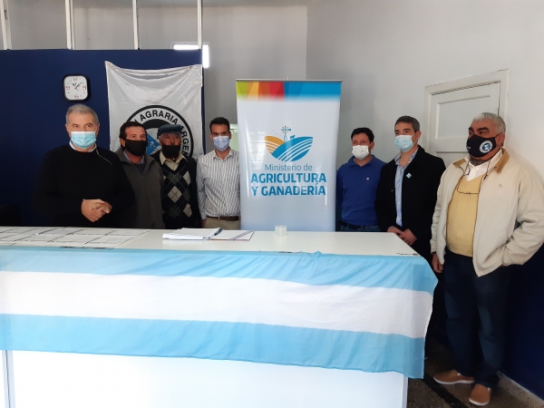 El ministro de Agricultura y Ganader&iacute;a de la Provincia visit&oacute; Huerta Grande