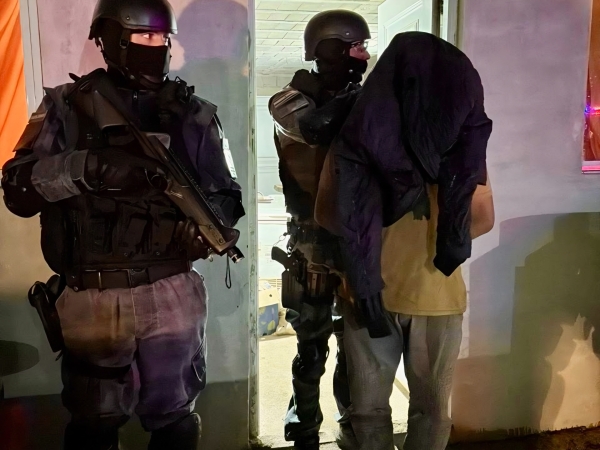 Un detenido por venta de drogas en Cosquín: secuestraron cocaína, un revólver y dinero