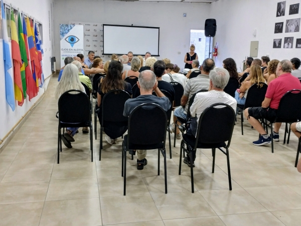 Dieminger se reuni&oacute; con los vecinos que reclaman por la inseguridad