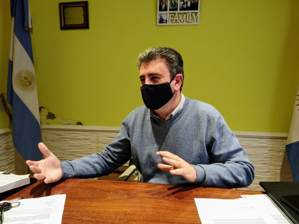 Javier Dieminger: "vamos camino a la circulaci&oacute;n viral en La Falda"
