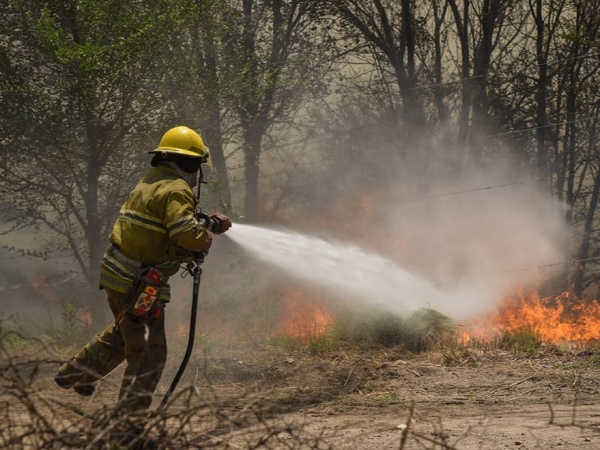 Se mantiene EXTREMO el riesgo de incendios en toda la provincia
