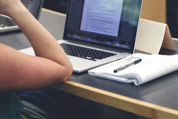 La Falda: asistencia econ&oacute;mica a j&oacute;venes que deseen capacitarse