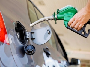 Tras la suba de los  impuestos al combustible, las estaciones vuelven a aumentar los precios
