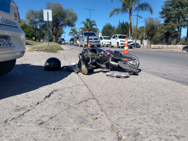 Motociclista accidentado en La Falda
