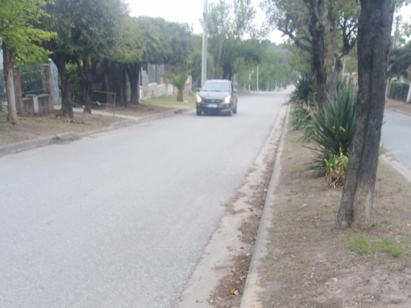 La Falda: enga&ntilde;&oacute; a una menor y la subi&oacute; al auto para abusarla