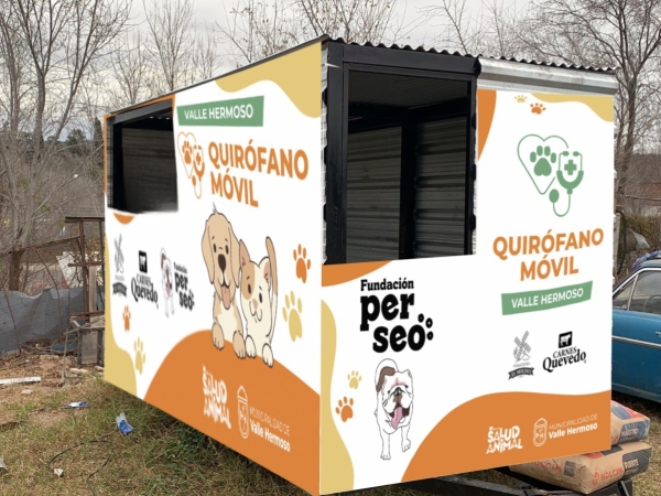 Foto montaje de lo que ser&aacute; el Quir&oacute;fano M&oacute;vil ploteado 