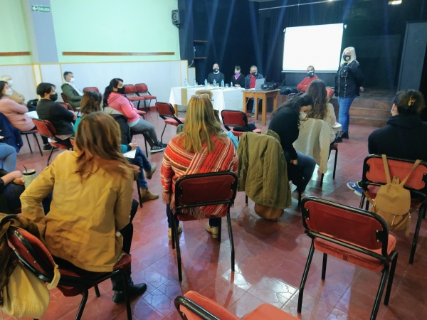 Importante capacitaci&oacute;n sobre conducta suicida en La Falda